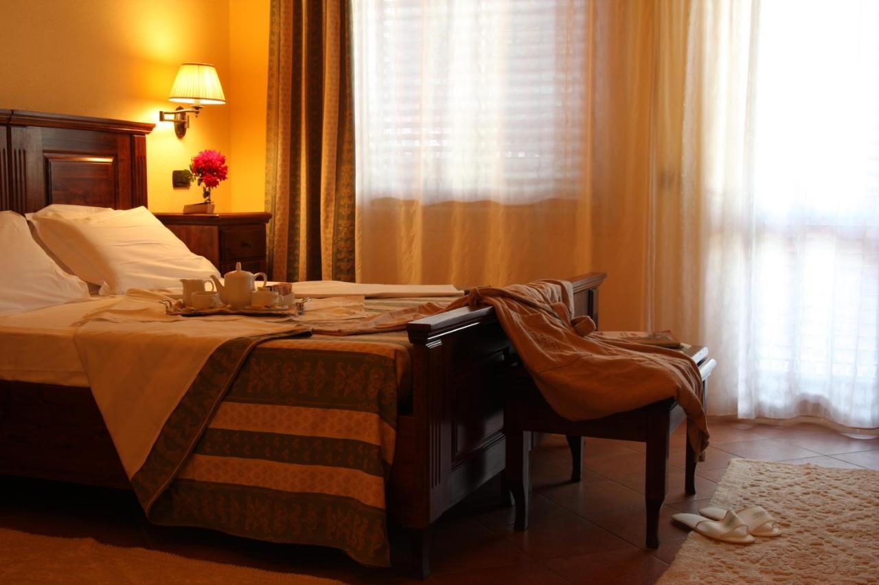 Casanova - Panoramic Rooms And Suites San Quirico dʼOrcia Kültér fotó