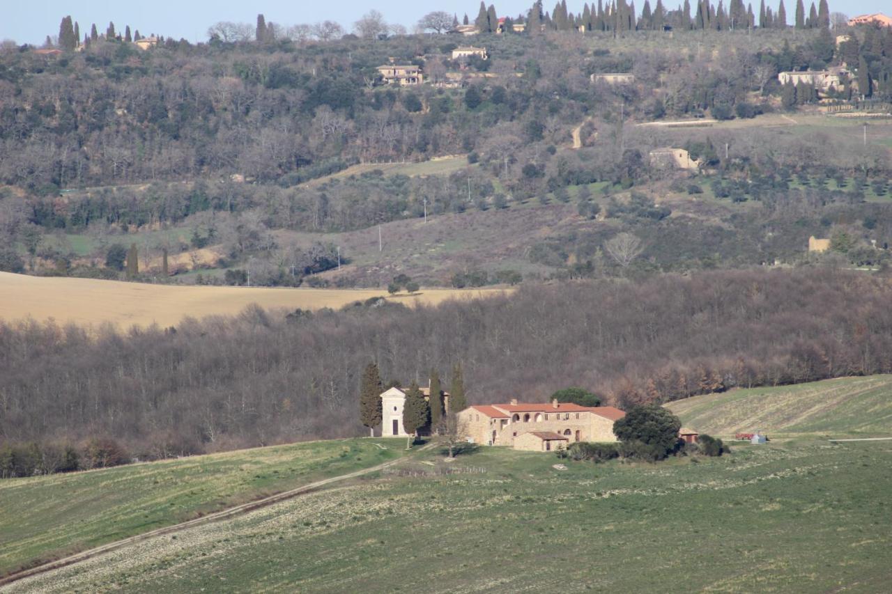 Casanova - Panoramic Rooms And Suites San Quirico dʼOrcia Kültér fotó