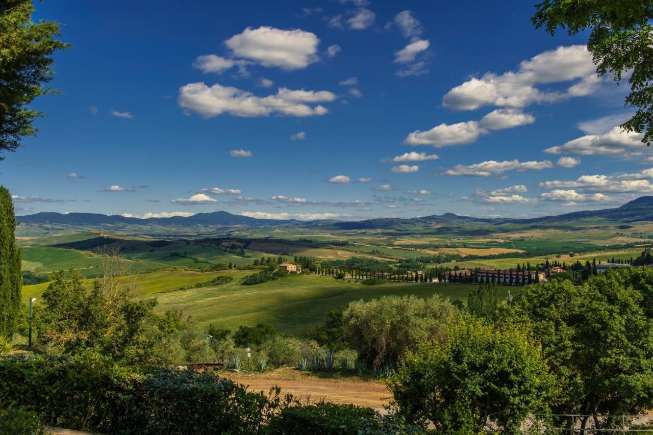 Casanova - Panoramic Rooms And Suites San Quirico dʼOrcia Kültér fotó