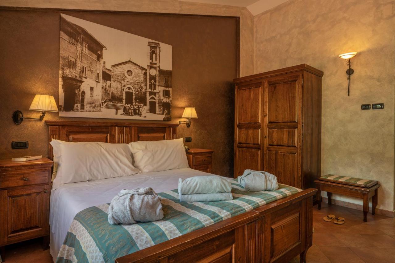Casanova - Panoramic Rooms And Suites San Quirico dʼOrcia Kültér fotó